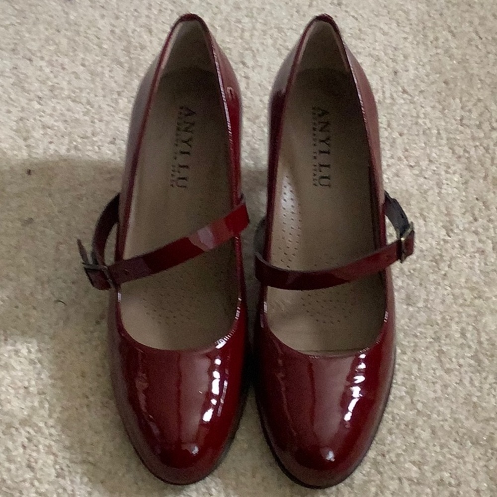 Anyi Lu Hand Made Shoes